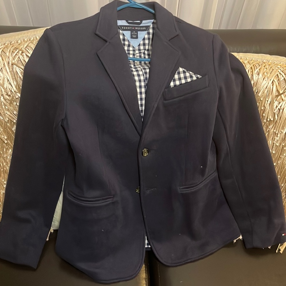 Tommy Hilfiger Navy Blazer Sports Jacket. Size Medium
(12/14).